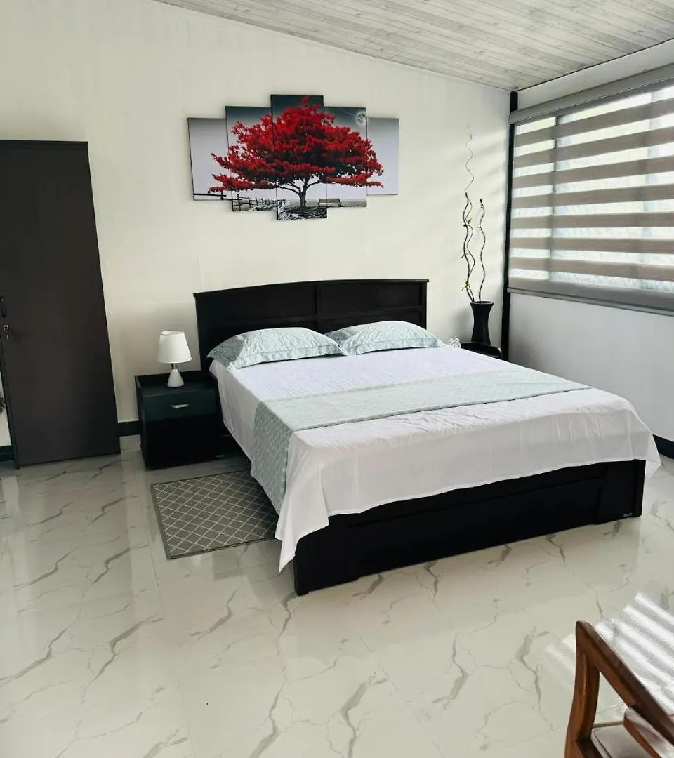 La Isla Homestay Kandy