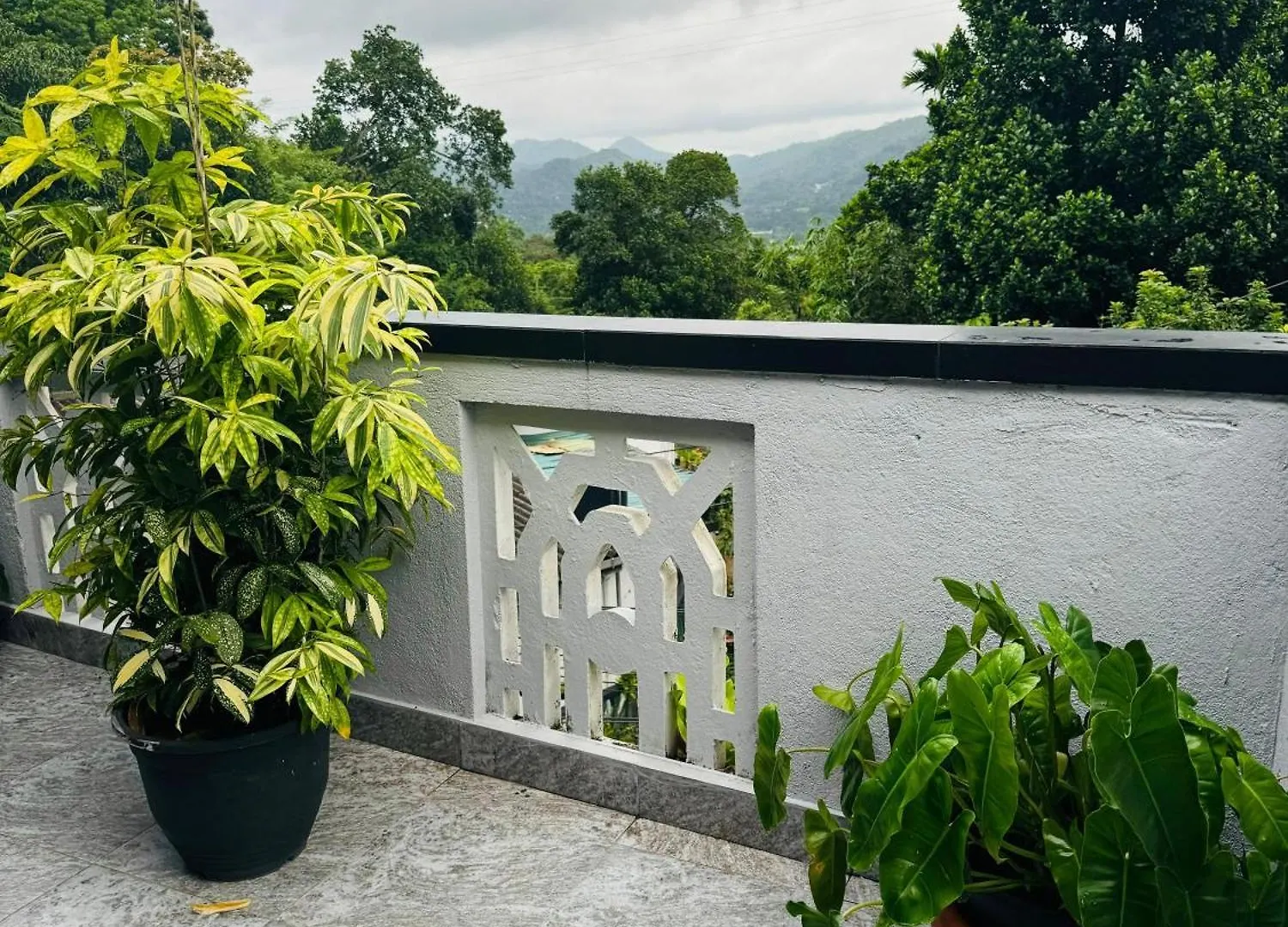 La Isla Homestay Kandy Sri Lanka